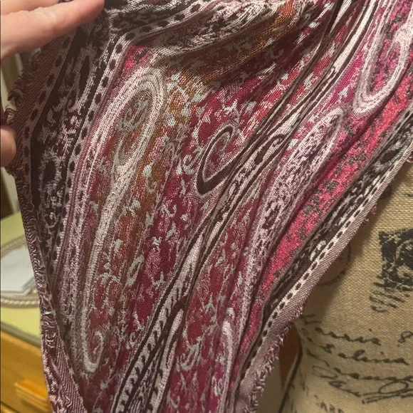 Sacred Threads Paisley Fringe Scarf/Wrap/Shawl/Pashmina - Picture 7 of 7